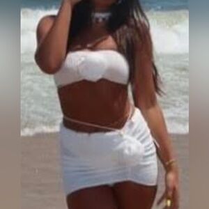 Beachy white bikini set